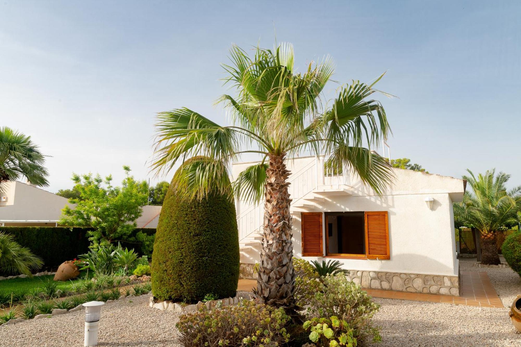 Exclusiva Villa Con Piscina Calafat Exterior photo